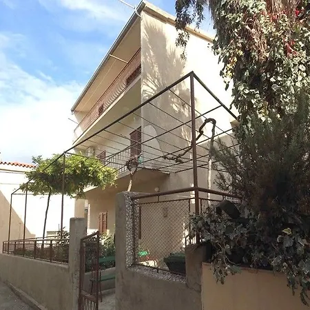 Goran Hotel